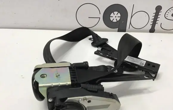 Audi Q7 4M Front seatbelt 4M0857705 4M0857819 0589P10021