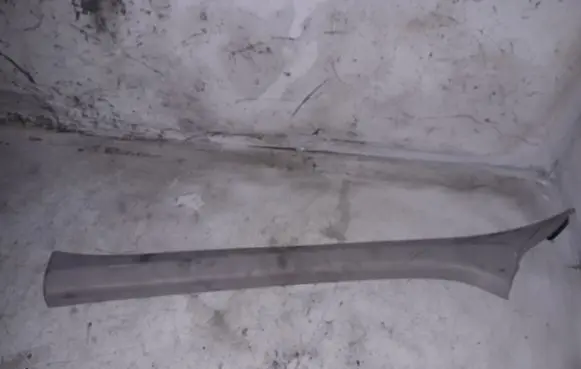 Peugeot 308 (A) pillar trim 9657436877