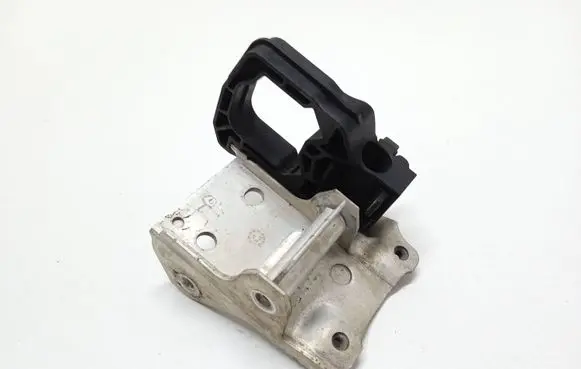 BMW 7 F01 F02 F03 F04 Radiator mount bracket 718651408 74314910