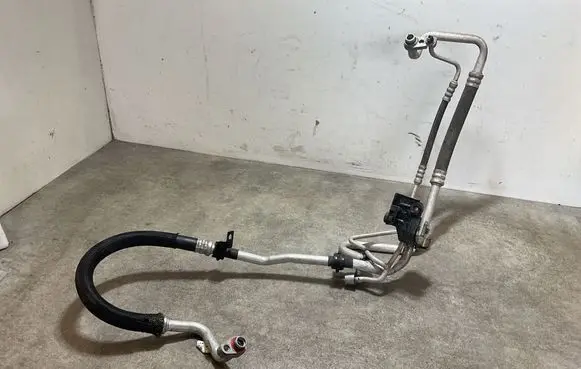 Air conditioning (A/C) pipe/hose