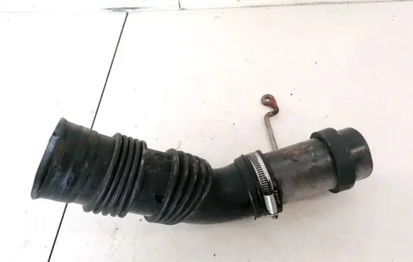Citroen Berlingo Air intake hose/pipe 9634642380