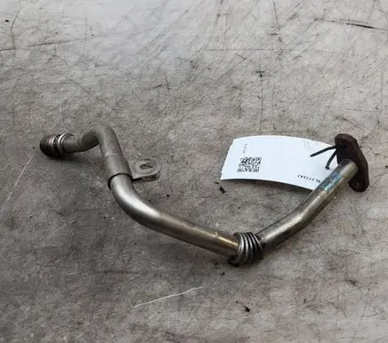 Nissan Qashqai Turbo turbocharger oiling pipe/hose