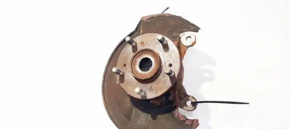 Honda FR-V Front wheel hub