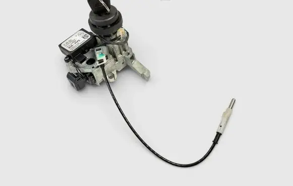 Chevrolet Suburban Ignition lock 28238435 22887691 13500157