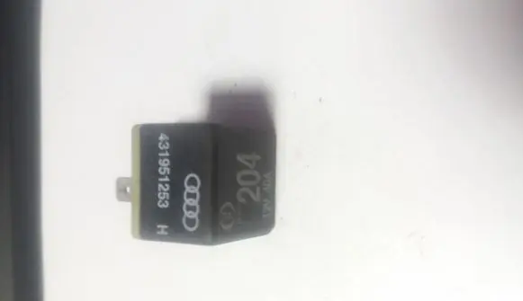 Audi A6 S6 C5 4B Other relay 431951253H