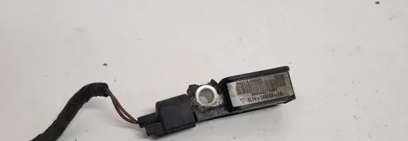 Ford Maverick Airbag deployment crash/impact sensor 4L1414B006AA 022106 A8934GZ7A36Y