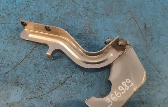 Nissan X-Trail T33 Engine bonnet/hood hinges 654006RA0A