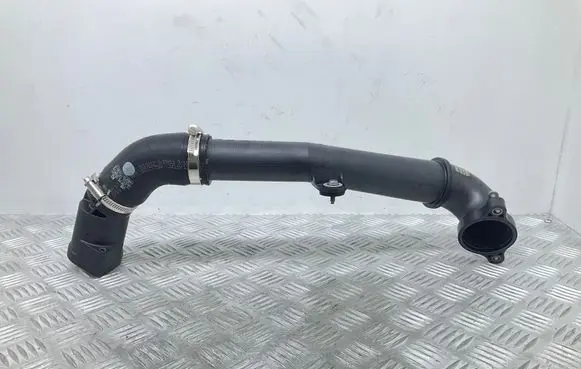 Skoda Karoq Intercooler hose/pipe 04L145770H 04L131111T