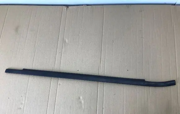 Mercedes-Benz A W169 Rear door windshield rail 