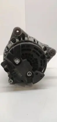 Nissan Juke I F15 Generator/alternator 8200728292 0124525140