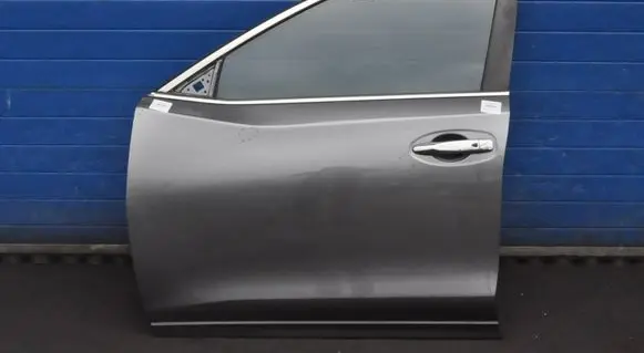 Nissan X-Trail T32 Front door 