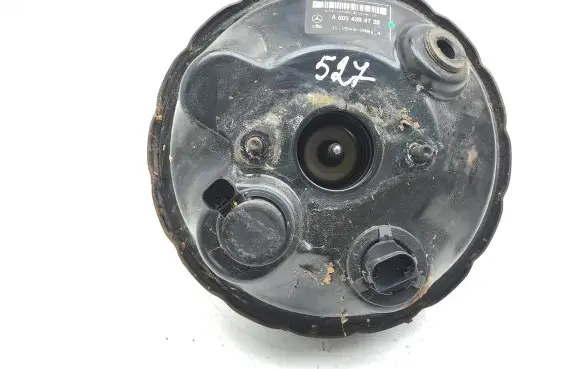 Mercedes-Benz C W203 Brake booster A0054304730