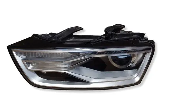 Audi Q3 8U Headlight/headlamp 8U0941005C