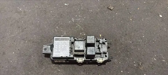 Volvo S40, V40 Fuse box set 30889989