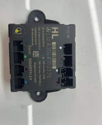 Mercedes-Benz C AMG W204 Door control unit/module A2048200526 A2044421832 A2048702326