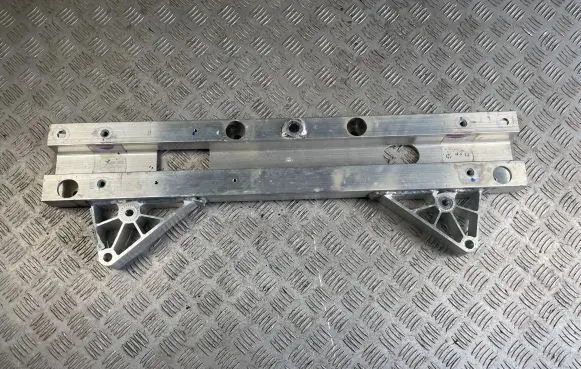 Chrysler Pacifica Steering rack mounting bracket 68223606AC
