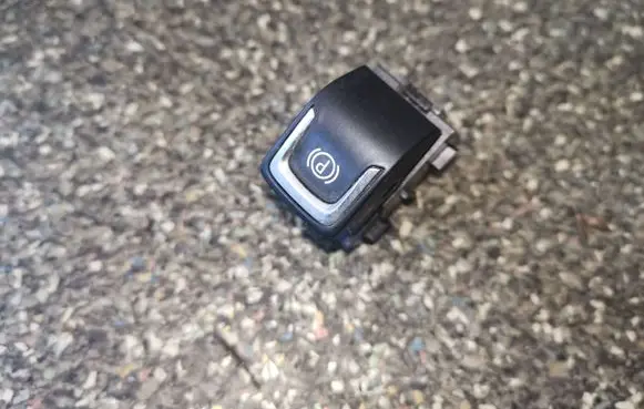 Opel Astra J Hand parking brake switch 20843230