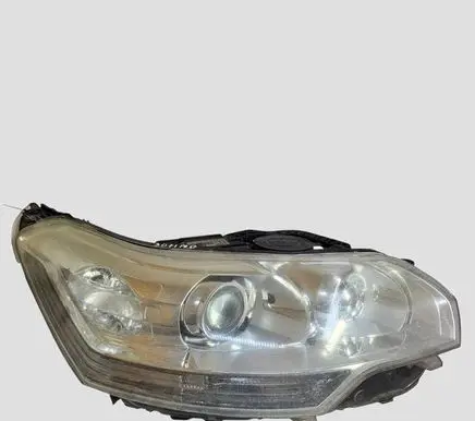Citroen C5 Headlight/headlamp 9689037780