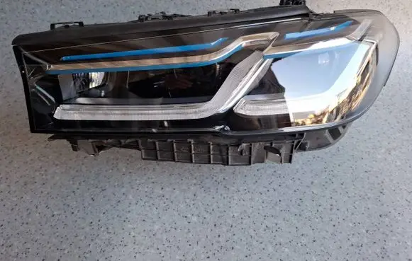 BMW 5 G30 G31 Headlight/headlamp 9850587 1FX2644