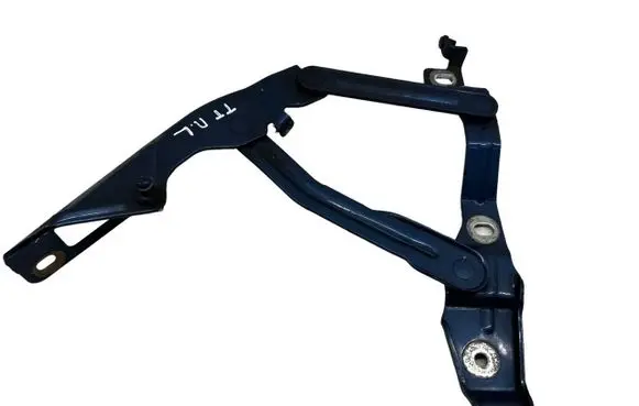 Audi TT TTS Mk2 Engine bonnet/hood hinges 8N0823301