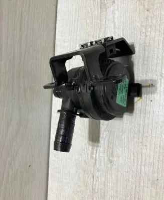 Ford Kuga III Valve vacuum lx6118d473hcc