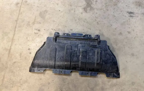 Jeep Grand Cherokee Engine splash shield/under tray 55079191AE