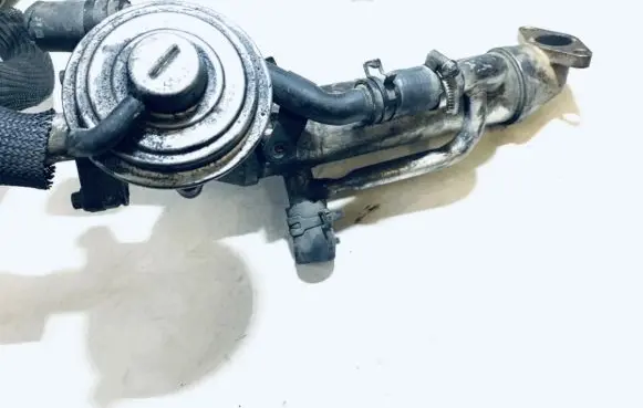Ford Mondeo Mk III EGR valve cooler 1c1q9e464ad 1c1q-9f464-ad