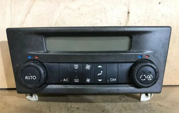 Renault Laguna II Climate control unit 8200264425D 52401210 HDS2C27