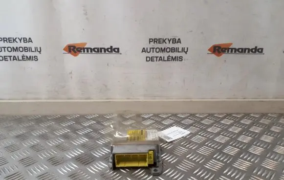 Toyota Auris 150 Airbag control unit/module 8917002580
