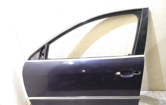Volkswagen Phaeton Front door