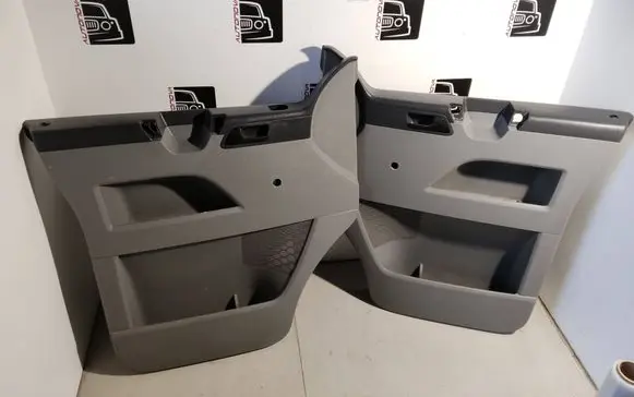 Volkswagen Transporter - Caravelle T5 Front door card panel trim 7H0867103