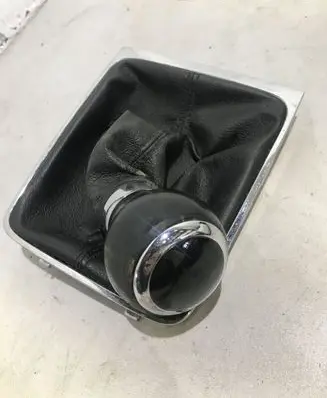 Volkswagen PASSAT B6 Gear shifter/selector 