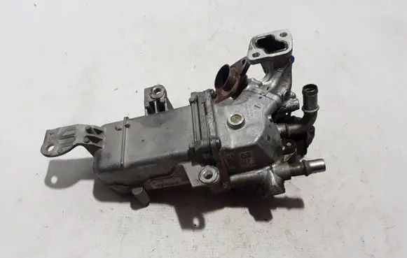 Renault Master III EGR valve cooler 147351186R