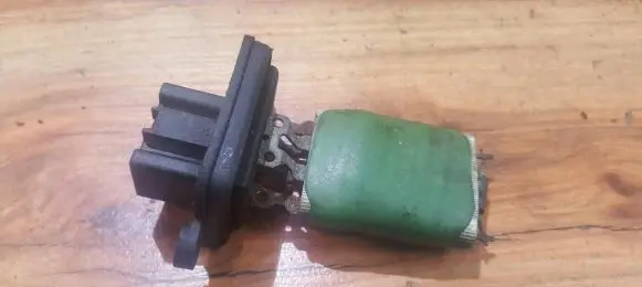 Lancia Kappa Heater blower motor/fan resistor b837
