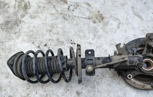 Peugeot 308 Front shock absorber with coil spring 