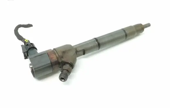 Hyundai i30 Fuel injector 338002A900 0445110320