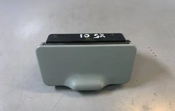 Car ashtray