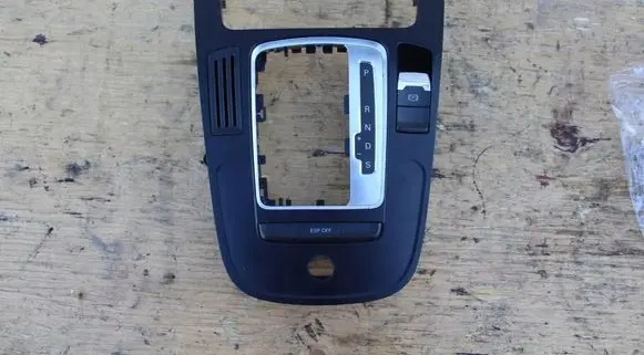 Audi A5 8T 8F Gear shifter surround trim plastic 8K0864261