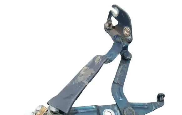 Audi A4 S4 B5 8D Tailgate/trunk/boot hinge 8D5827301C