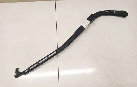 BMW 3 E90 E91 Front wiper blade arm 