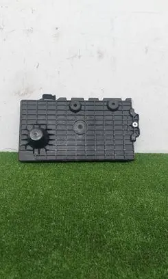 Volvo V40 Battery tray 31301934