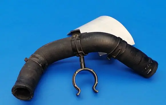 Mercedes-Benz Sprinter W906 Engine coolant pipe/hose