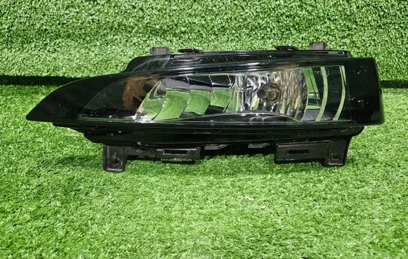 Skoda Scala Front fog light 657941999