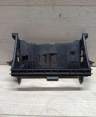 Mercedes-Benz E W213 Radio/GPS head unit trim A2135455900