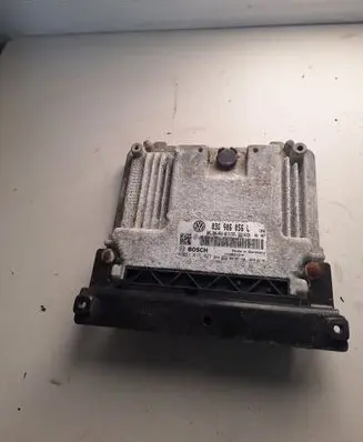 Volkswagen PASSAT B6 Engine control unit/module