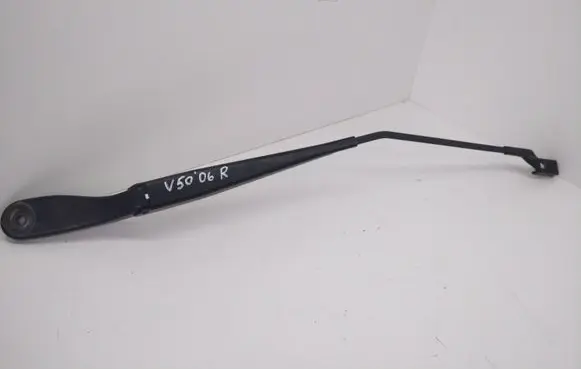 Volvo V50 Front wiper blade arm 30699998