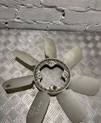Toyota Land Cruiser (J200) Fan impeller 