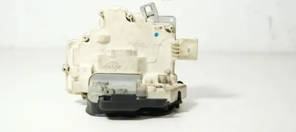 Audi A4 S4 B7 8E 8H Front door lock 8E1837016AA
