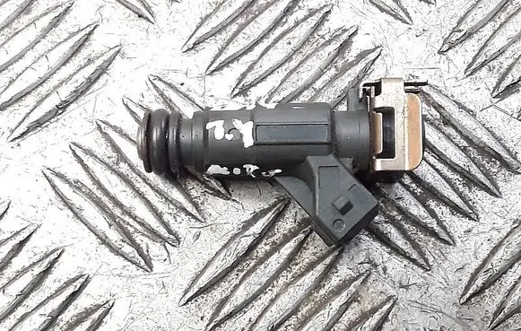 Alfa Romeo Mito Fuel injector 0280156268