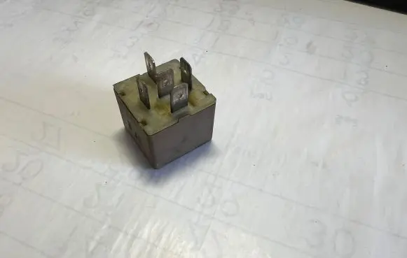 Fiat Multipla Other relay 859879987D 2037